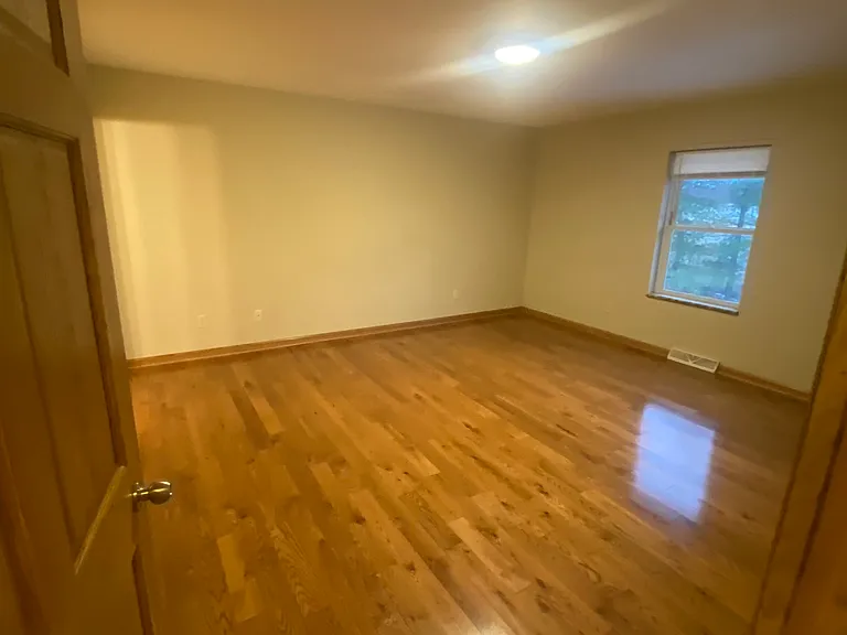 2425 Julianne St — Photo 7