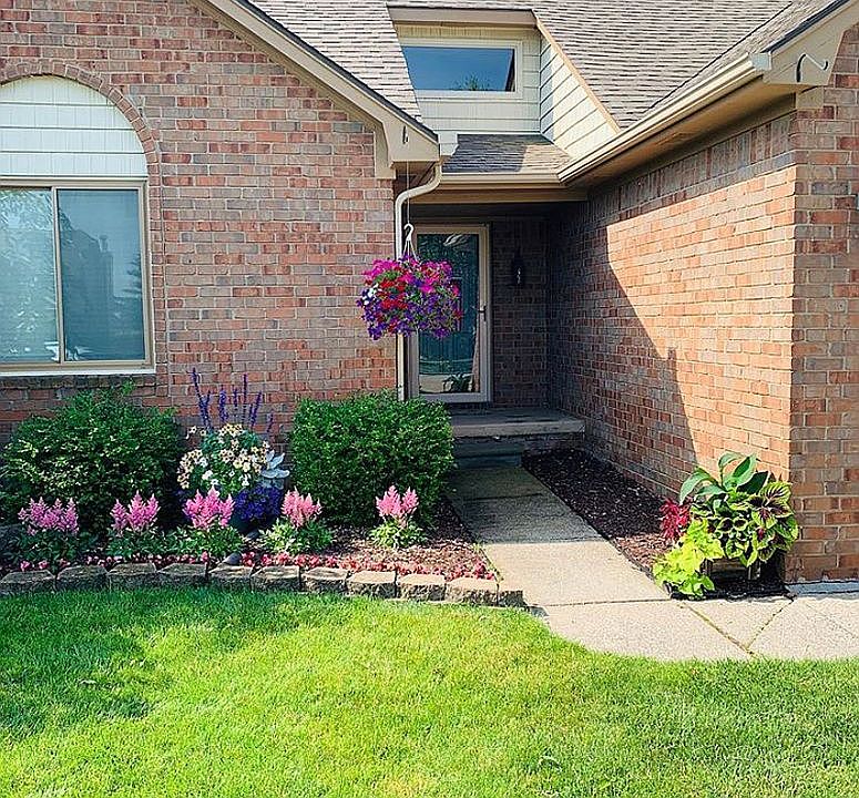 1st image of 26188 Mapleridge Dr