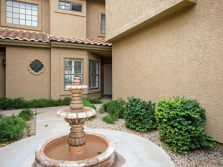 7769 E Joshua Tree Ln — Photo 19