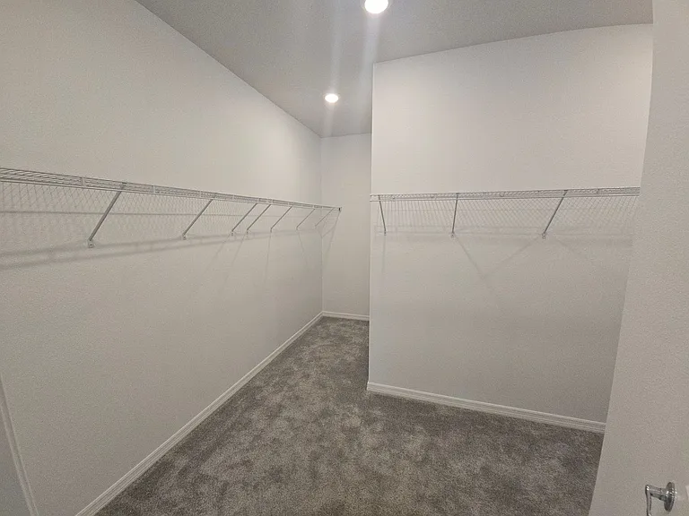 1098 Michelangelo Ln — Photo 17