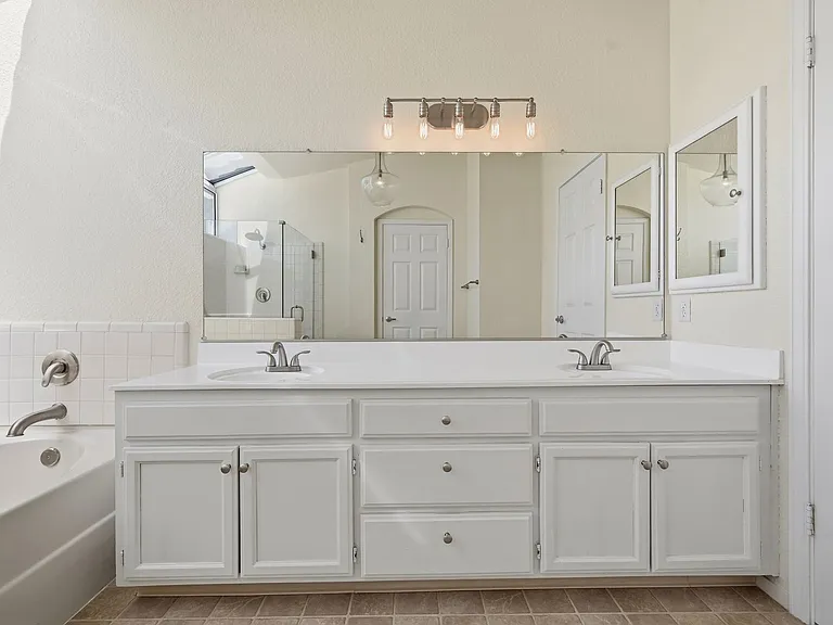 4125 Fireside Ct — Photo 25