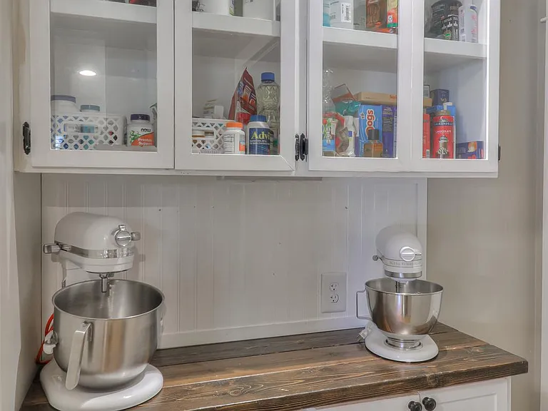 1236 Hunters Point Ln — Photo 13
