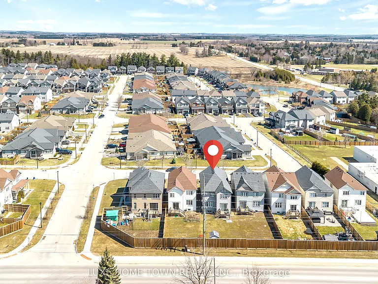 19 Findlay Way — Photo 48