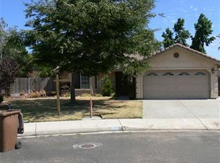 8688 Ivory Ct, Hilmar, CA 95324