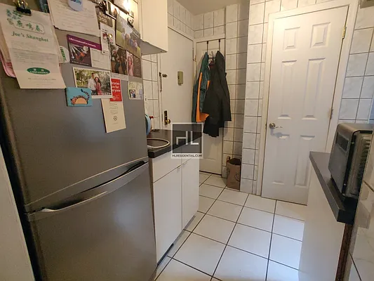 Rented by Highline Residential | media 37