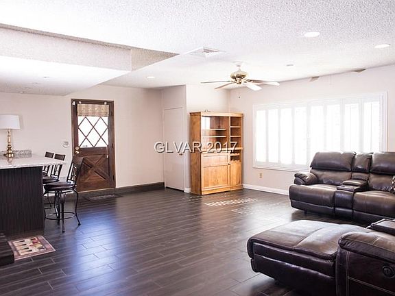 2nd image of 4117 Annie Oakley Dr