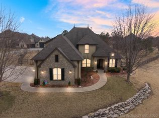 8270 N 70th East Ct, Owasso, OK 74055