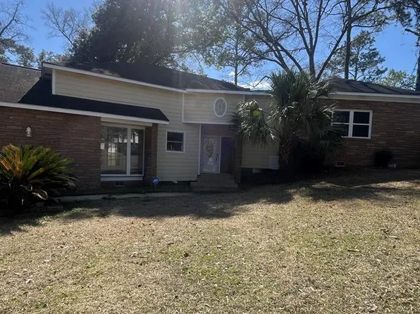 1606 Whispering Pines Rd, Albany, GA 31707