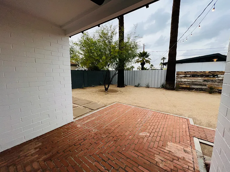 1414 E Palm Ln — Photo 40