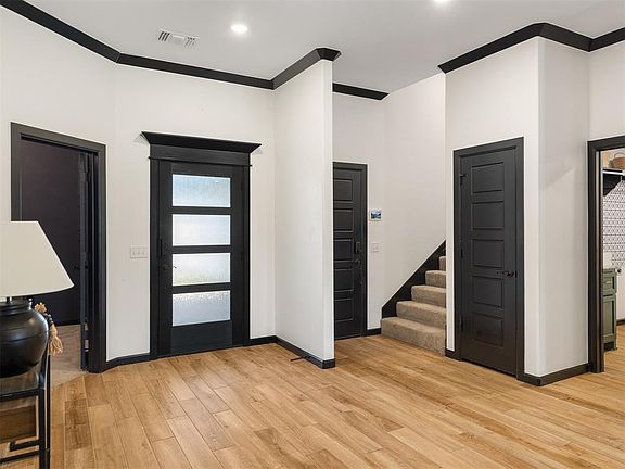 3rd image of 18708 Lazy Grove Dr