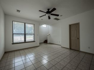 8901 Parkfield Dr, Austin, TX 78758