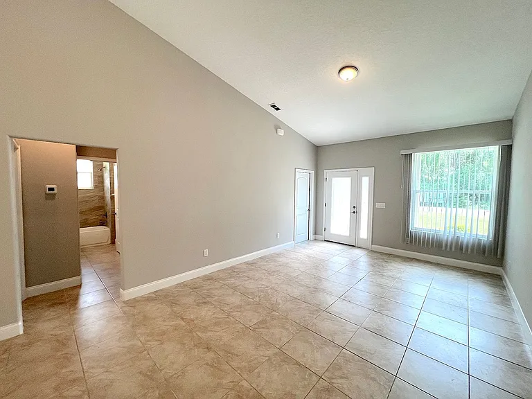 80 Buttonworth Dr #B — Photo 12