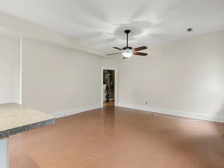 2107 W Main St — Photo 14
