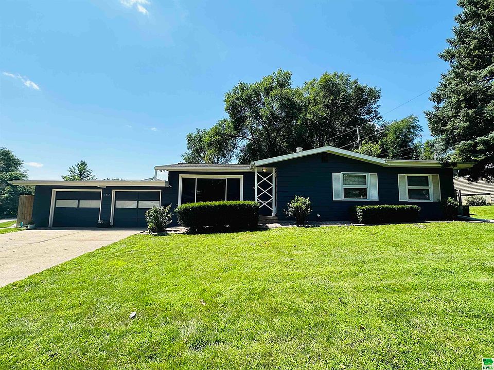 1st image of 3812 Seger Ave
