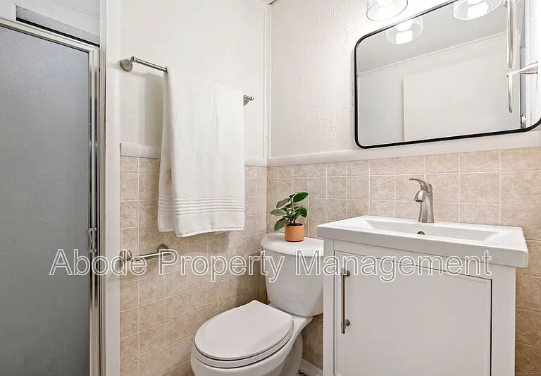 328 N Roosevelt Ave — Photo 19