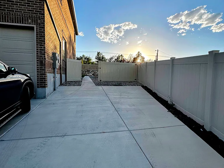 11642 S Groves View Dr — Photo 38