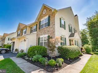 23 Sterling Crest Ct, Doylestown, PA 18901