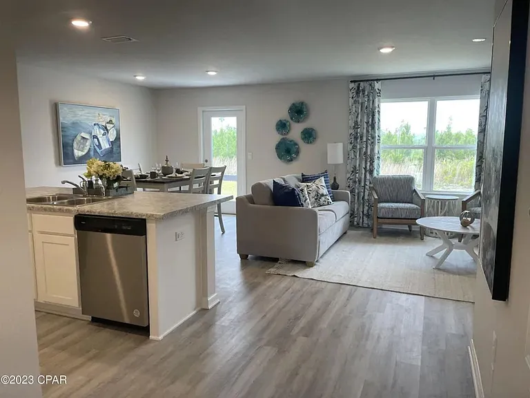 6465 Bellavia Ln — Photo 7