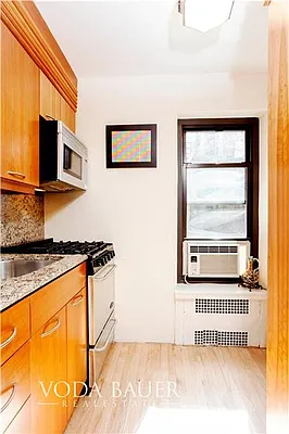 Rented by Voda Bauer Real Estate | media 11