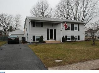 401 Longfield Rd, Newark, DE 19713