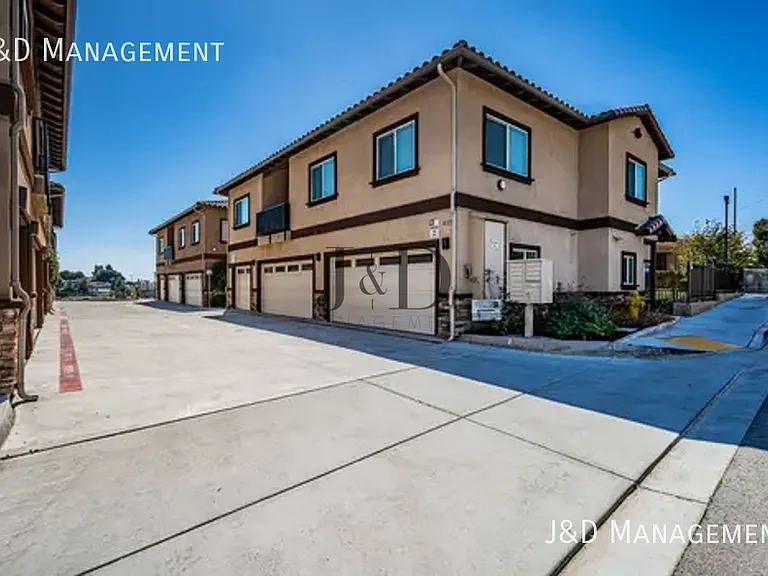 8137 Cascio Ct #102 — Photo 35