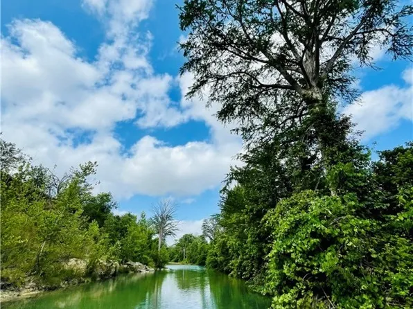 1345 Old Martindale Rd, San Marcos, TX 78666