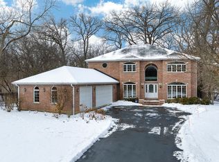 3390 Old Mill Rd, Highland Park, IL 60035