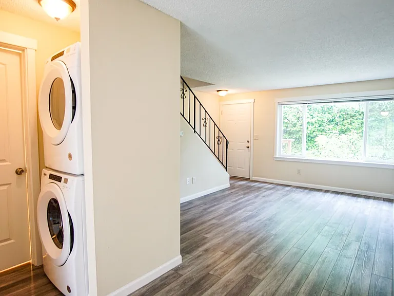 3595 Cedaroak Dr #20 — Photo 9