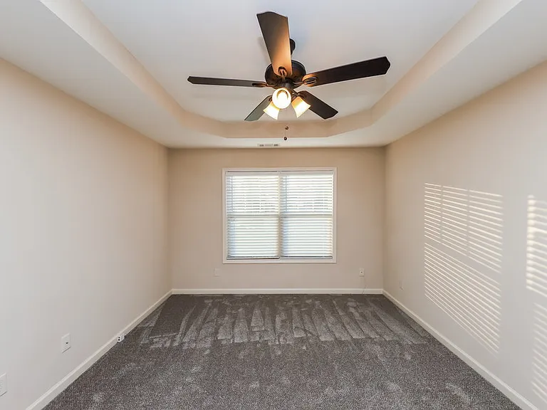 104 Skylar Ct — Photo 10