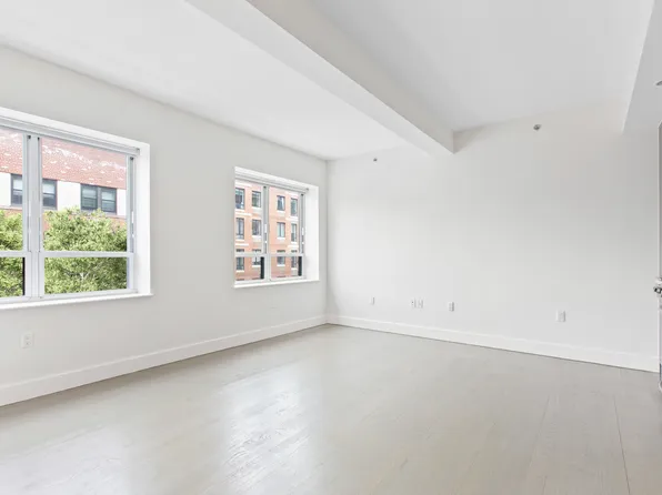 432 West 52nd Street 4H image 2 of 13