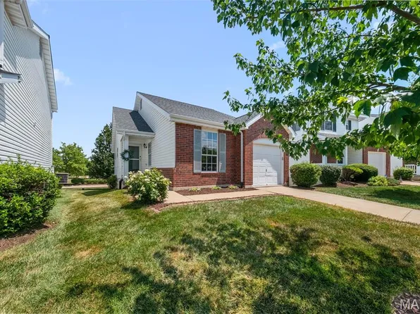 207 Tyndale Dr, O'Fallon, MO 63366