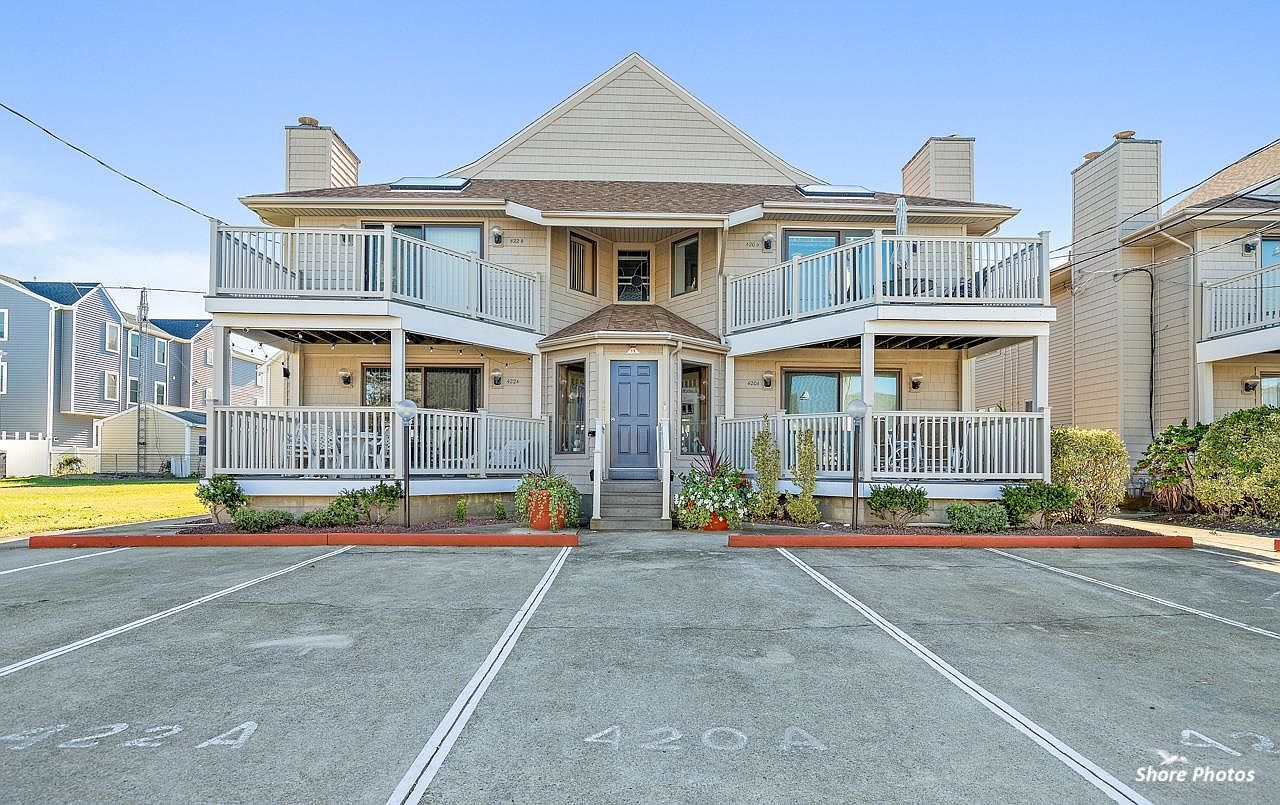 420 E 5th Ave #B, Wildwood, NJ 08260 | Zillow