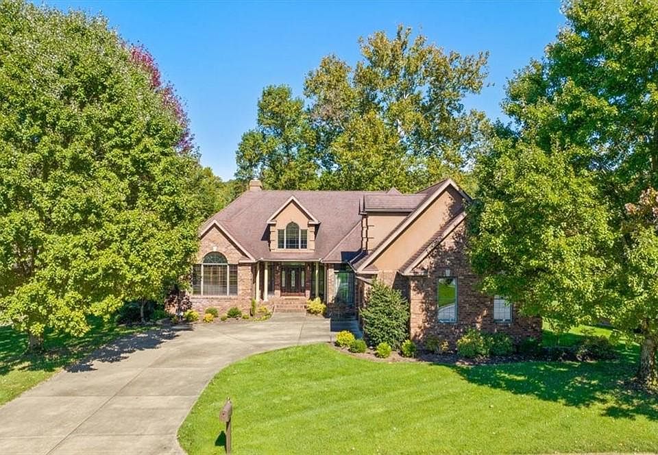1st image of 9 Henderson Ln