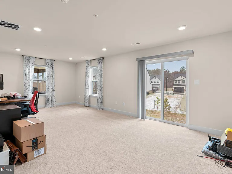 7638 Quartzite Ln — Photo 31