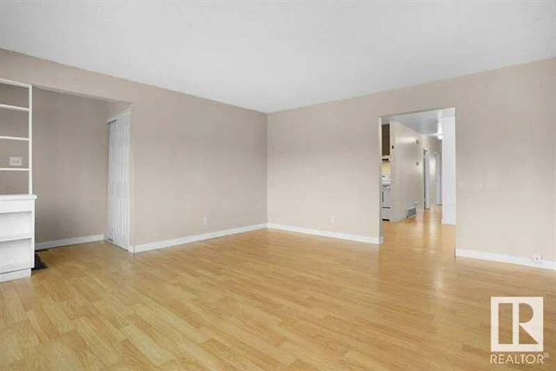 3 bed, 2.0 bath, $1,600 — Photo 2