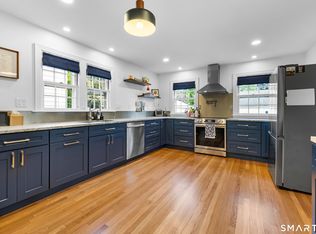 57 Fennbrook Rd, West Hartford, CT 06119