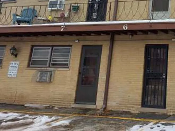 40 King Arthur Ct APT 7, Northlake, IL 60164