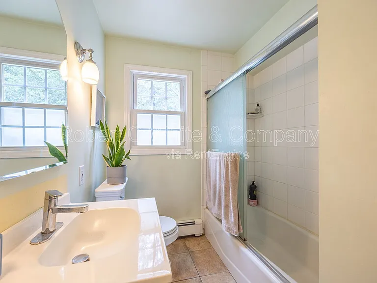 17 Dover Rd — Photo 10
