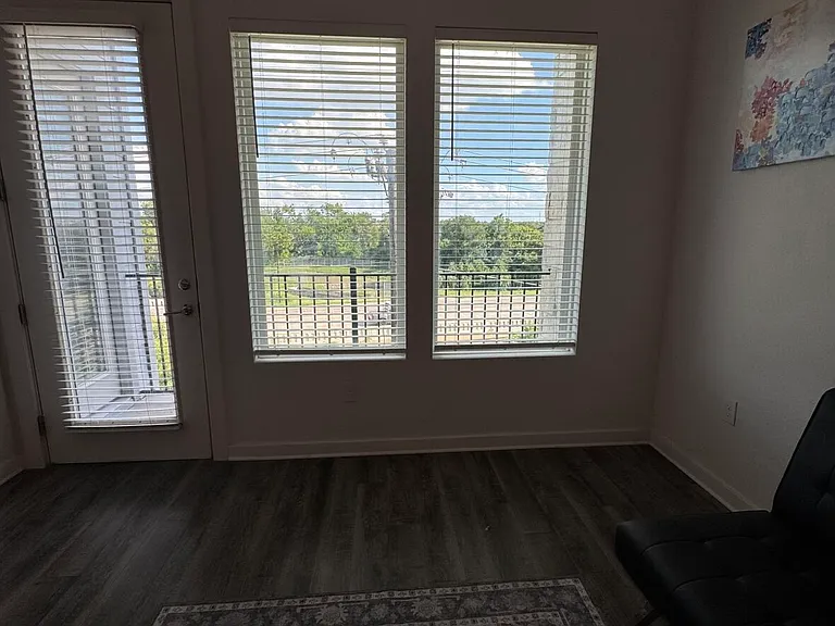 309 Naumann Dr #309 — Photo 3