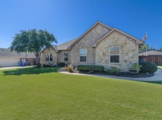 1126 Meadow Hill Dr, Lavon, TX 75166