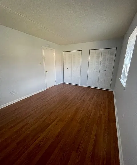 2409 Pond View Dr — Photo 10
