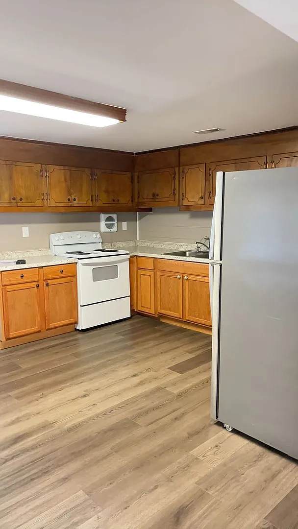 Charming 3-Bedroom Home in Vanceboro — Photo 3