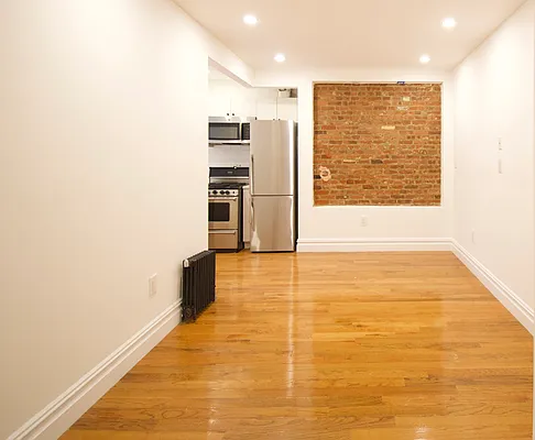 Rented by Triplemint | media 7