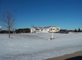 N2321 Ashley Ct, Waupaca, WI 54981