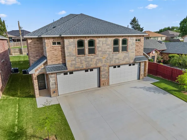 1331 Lakecrest St, Grand Prairie, TX 75051