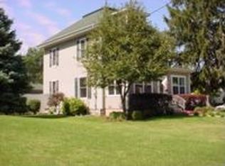 1411 Locust St, Sterling, IL 61081