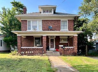 617 W Carpenter St, Moberly, MO 65270