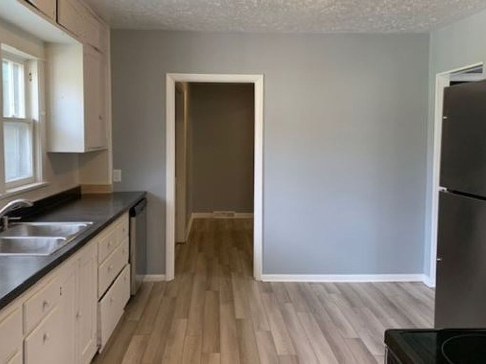 2nd image of 1400 E Hillside Dr #1
