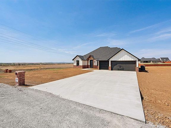 2nd image of 12065 Bighorn Ln