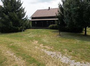 15033 S Perry Rd, Laurelville, OH 43135